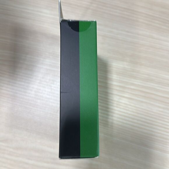 kate spade Air Tag Compatible Protective Case Clip on or Keyring - Picture 3 of 10